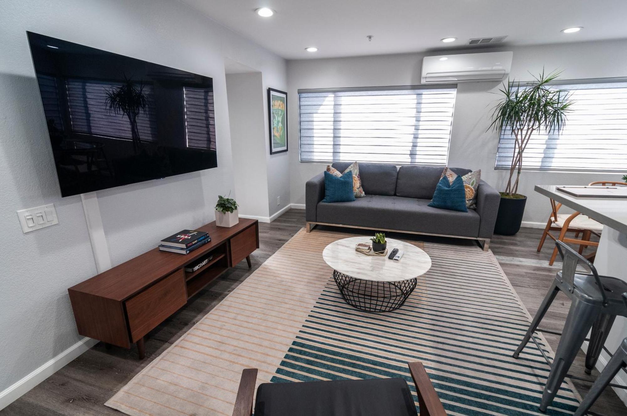 50 M To Sand Lgb 2 King Suites Long Beach Dış mekan fotoğraf